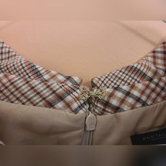 NWOT Ann Taylor Factory Cream Plaid Dress 🌷🌴 - Picture 7 of 13